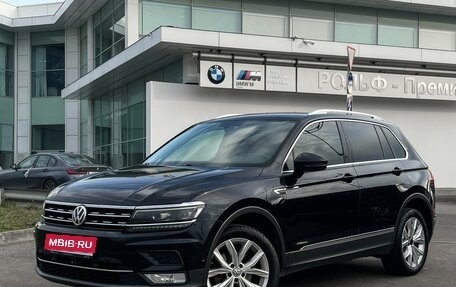 Volkswagen Tiguan II, 2017 год, 2 497 000 рублей, 1 фотография