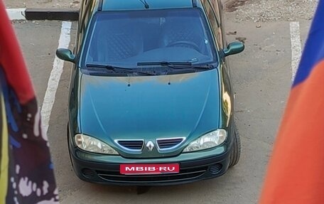 Renault Megane III рестайлинг, 2003 год, 300 000 рублей, 1 фотография