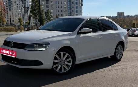 Volkswagen Jetta VII, 2014 год, 1 070 000 рублей, 4 фотография