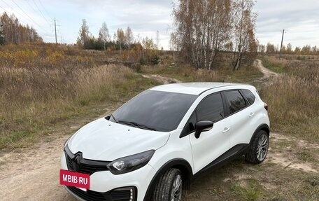 Renault Kaptur I рестайлинг, 2016 год, 1 430 000 рублей, 8 фотография