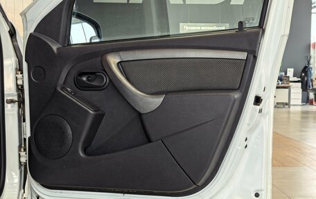 Renault Duster I рестайлинг, 2017 год, 760 000 рублей, 14 фотография