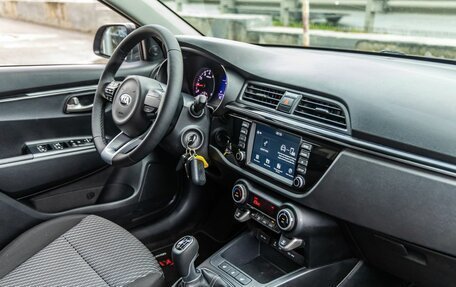 KIA Rio IV, 2018 год, 1 198 000 рублей, 28 фотография