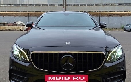 Mercedes-Benz E-Класс, 2019 год, 3 270 000 рублей, 2 фотография