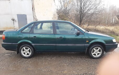 Volkswagen Passat B4, 1995 год, 280 000 рублей, 8 фотография