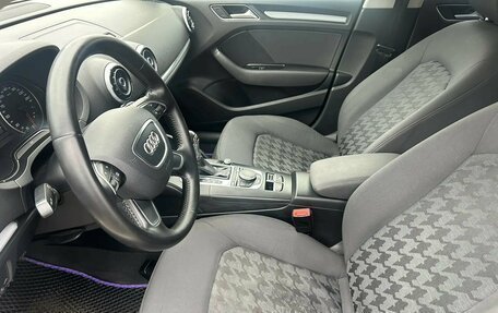 Audi A3, 2015 год, 1 050 000 рублей, 4 фотография