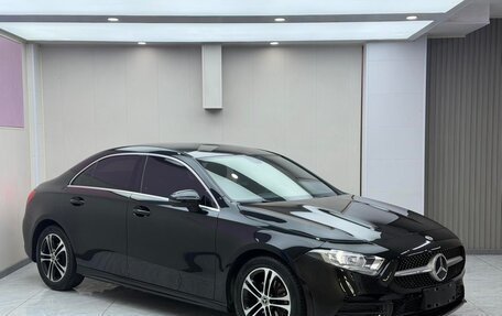 Mercedes-Benz A-Класс, 2023 год, 2 290 000 рублей, 1 фотография