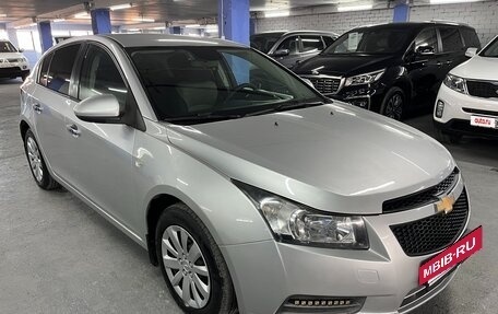 Chevrolet Cruze II, 2012 год, 599 000 рублей, 3 фотография