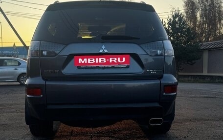 Mitsubishi Outlander III рестайлинг 3, 2012 год, 995 000 рублей, 4 фотография