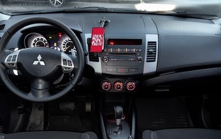 Mitsubishi Outlander III рестайлинг 3, 2012 год, 995 000 рублей, 16 фотография