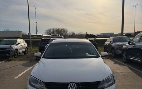 Volkswagen Jetta VII, 2015 год, 1 050 000 рублей, 1 фотография