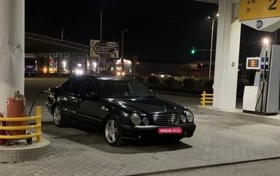 Mercedes-Benz E-Класс, 2000 год, 444 000 рублей, 1 фотография