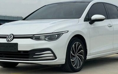 Volkswagen Golf VIII, 2022 год, 2 300 000 рублей, 1 фотография