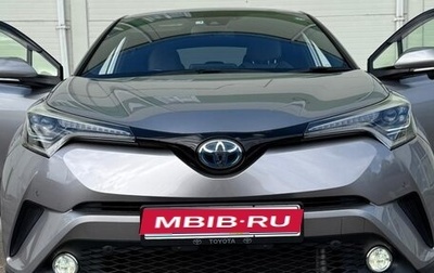 Toyota C-HR I рестайлинг, 2017 год, 1 740 000 рублей, 1 фотография