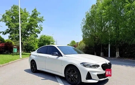 BMW 1 серия, 2023 год, 1 950 022 рублей, 1 фотография