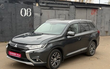 Mitsubishi Outlander III рестайлинг 3, 2018 год, 1 250 000 рублей, 1 фотография