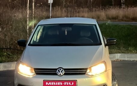 Volkswagen Polo VI (EU Market), 2013 год, 510 000 рублей, 1 фотография