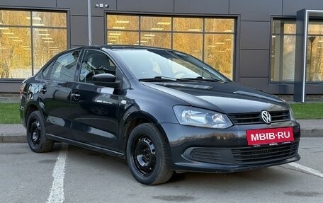 Volkswagen Polo VI (EU Market), 2011 год, 530 000 рублей, 3 фотография
