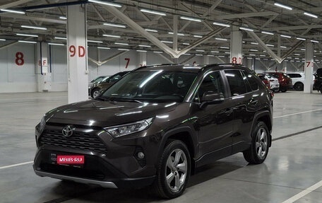 Toyota RAV4, 2020 год, 2 840 000 рублей, 1 фотография