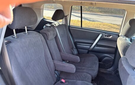 Toyota Highlander III, 2012 год, 1 525 000 рублей, 11 фотография