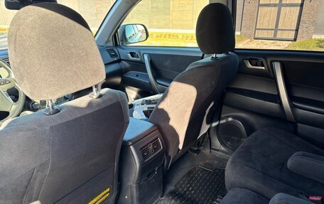 Toyota Highlander III, 2012 год, 1 525 000 рублей, 12 фотография