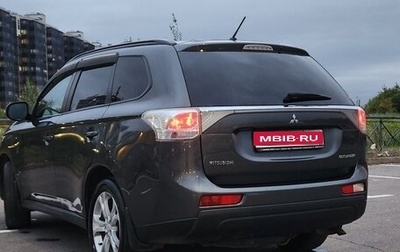 Mitsubishi Outlander III рестайлинг 3, 2013 год, 1 200 000 рублей, 1 фотография