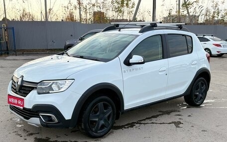 Renault Sandero II рестайлинг, 2019 год, 1 000 090 рублей, 1 фотография