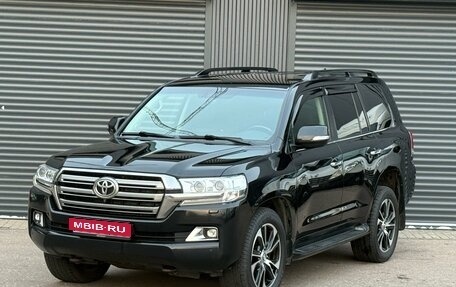 Toyota Land Cruiser 200, 2020 год, 7 490 000 рублей, 1 фотография