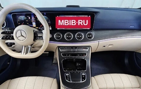 Mercedes-Benz E-Класс, 2023 год, 5 550 000 рублей, 11 фотография