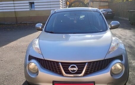 Nissan Juke II, 2012 год, 900 000 рублей, 1 фотография