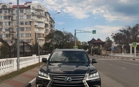 Lexus LX III, 2016 год, 7 800 000 рублей, 1 фотография