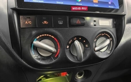 Toyota RAV4, 2005 год, 805 000 рублей, 19 фотография
