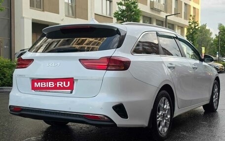 KIA cee'd III, 2022 год, 1 799 999 рублей, 3 фотография