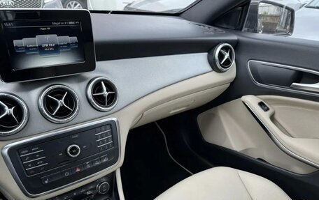 Mercedes-Benz CLA, 2015 год, 1 800 000 рублей, 14 фотография