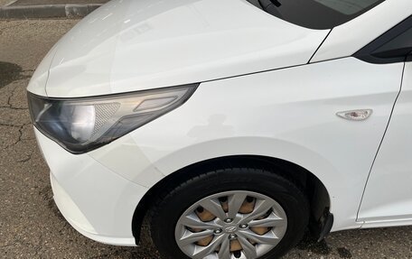 Hyundai Solaris II рестайлинг, 2020 год, 1 300 000 рублей, 13 фотография