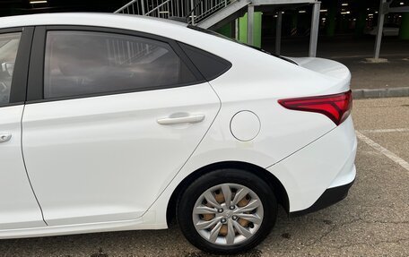 Hyundai Solaris II рестайлинг, 2020 год, 1 300 000 рублей, 15 фотография