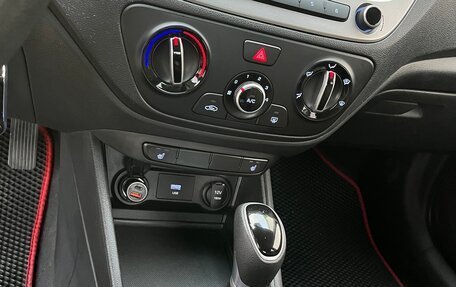 Hyundai Solaris II рестайлинг, 2020 год, 1 300 000 рублей, 18 фотография