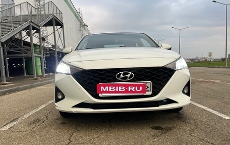 Hyundai Solaris II рестайлинг, 2020 год, 1 300 000 рублей, 12 фотография