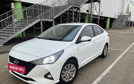 Hyundai Solaris II рестайлинг, 2020 год, 1 300 000 рублей, 22 фотография