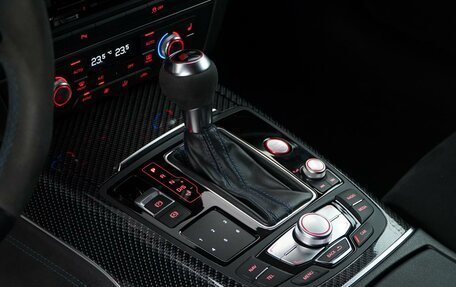 Audi RS 6, 2016 год, 5 499 999 рублей, 17 фотография