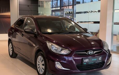 Hyundai Solaris II рестайлинг, 2012 год, 717 000 рублей, 3 фотография