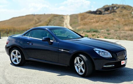 Mercedes-Benz SLK-Класс, 2015 год, 3 300 000 рублей, 10 фотография