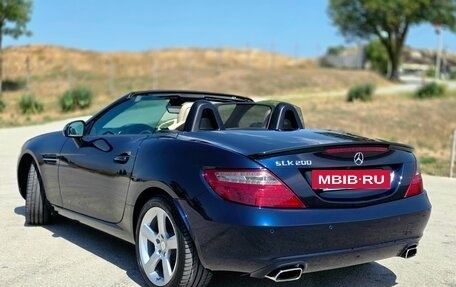 Mercedes-Benz SLK-Класс, 2015 год, 3 300 000 рублей, 17 фотография