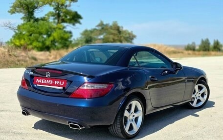 Mercedes-Benz SLK-Класс, 2015 год, 3 300 000 рублей, 16 фотография