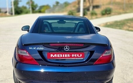 Mercedes-Benz SLK-Класс, 2015 год, 3 300 000 рублей, 20 фотография