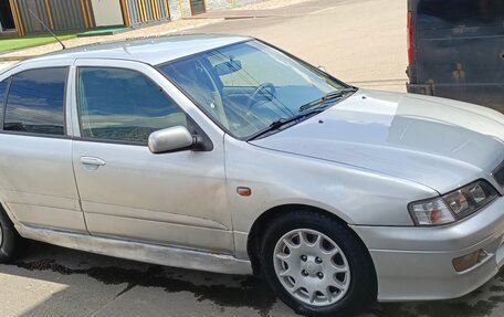 Nissan Primera II рестайлинг, 2000 год, 100 000 рублей, 2 фотография