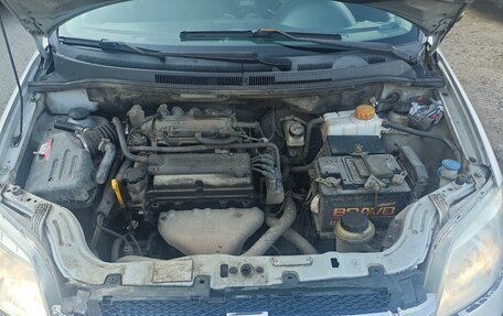 Chevrolet Aveo III, 2010 год, 289 000 рублей, 10 фотография
