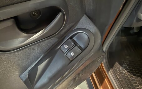 Renault Duster I рестайлинг, 2014 год, 990 000 рублей, 10 фотография