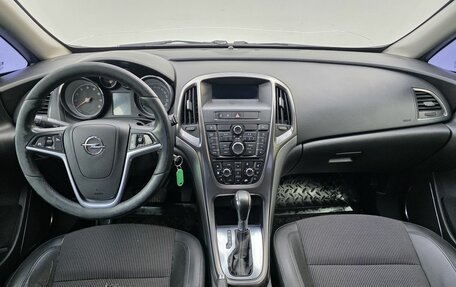 Opel Astra J, 2011 год, 480 000 рублей, 11 фотография