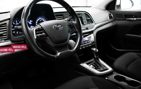 Hyundai Elantra VI, 2018 год, 1 614 000 рублей, 7 фотография