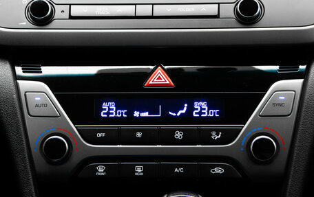 Hyundai Elantra VI, 2018 год, 1 614 000 рублей, 20 фотография